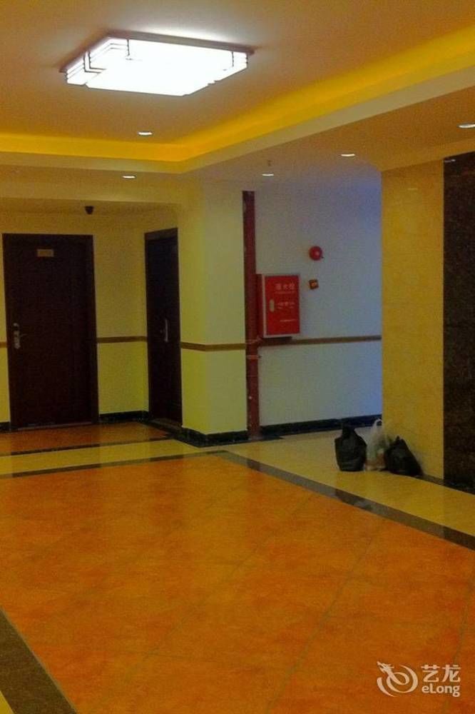 Guoxing Business Hotel Zhaoqing Buitenkant foto